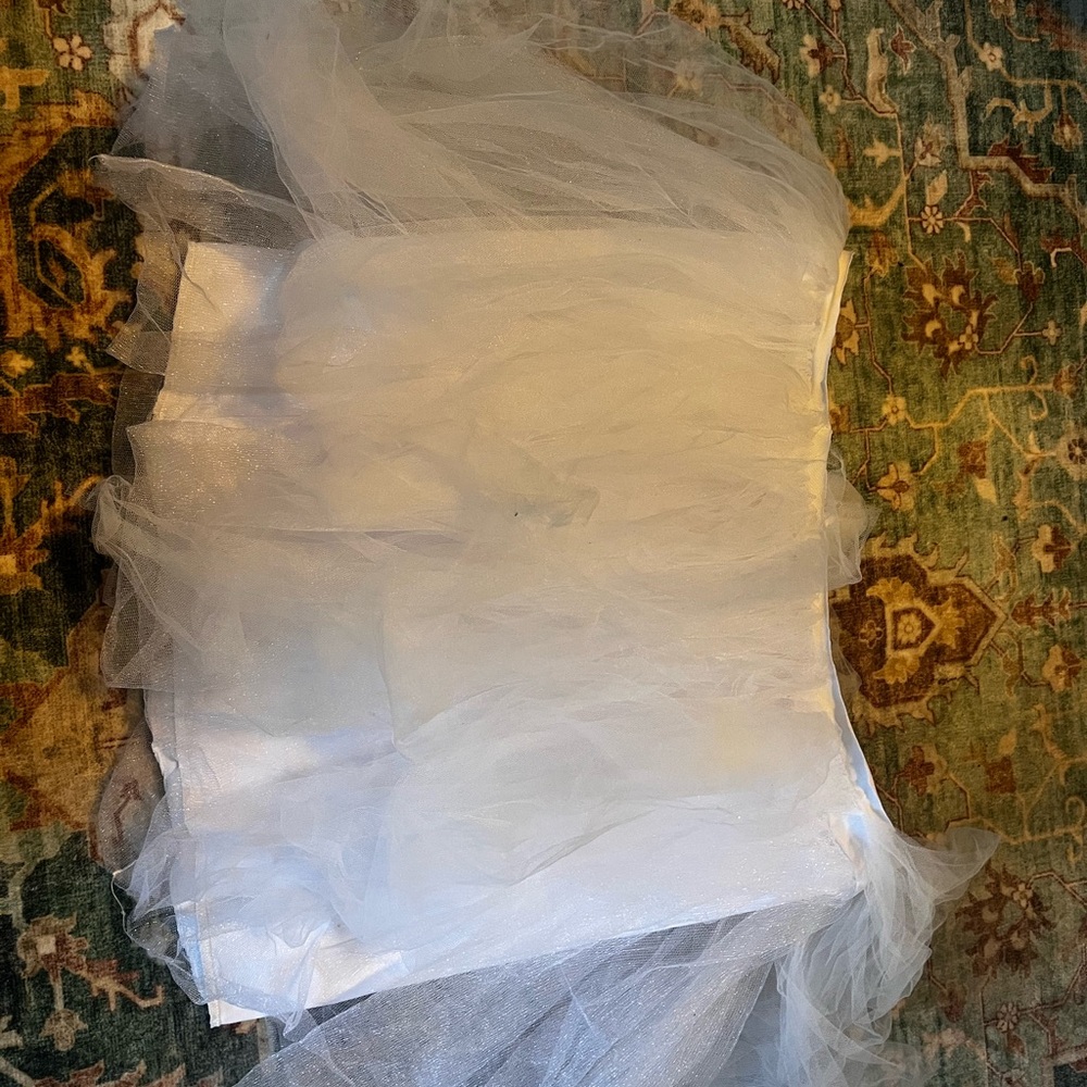 Elegant White tulle petticoat